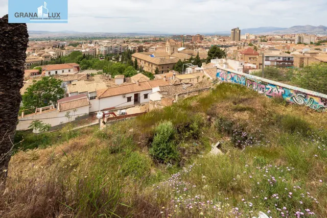 Impresionante proyecto, enclavado en una de las zonas mas exclusivas de Granada. — 27
