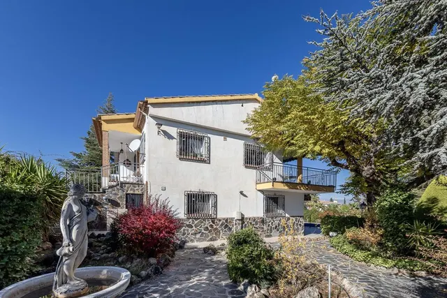 Chalet independiente con muchas posibilidades en Gojar. - foto 5
