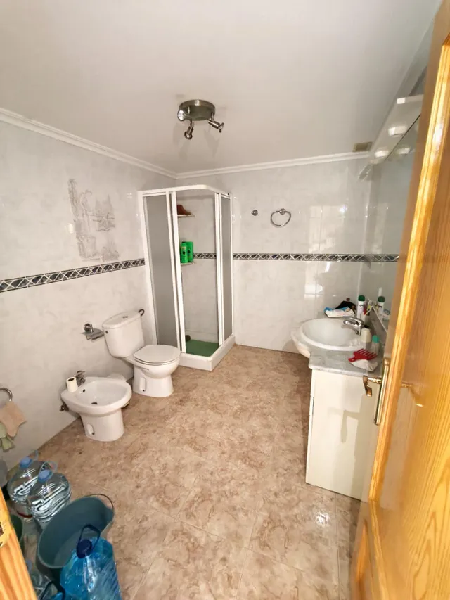 SE VENDE DÚPLEX EN RICOTE — 12