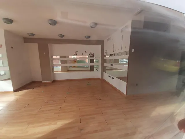 LOCAL EN VENTA EN CTRA. CORTE DE PELEAS — 5