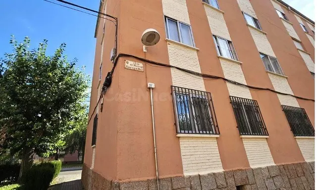 SE VENDE piso OKUPA en C Maestro Sorozabal Del 7 de Salamanc