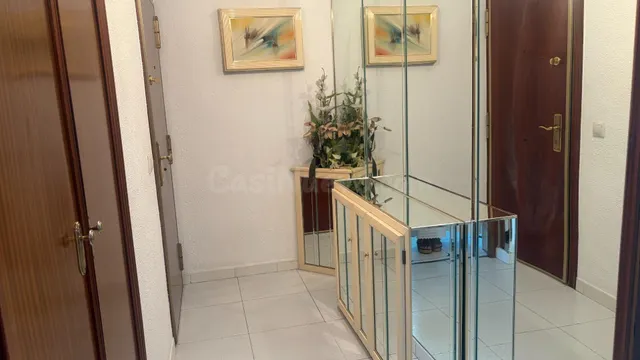 Piso de 4 dormitorios para estudiantes junto al metro en Móstoles — 3