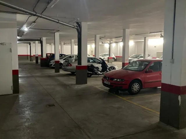 LAS ROSAS – ARONA. PISO DE 3 habitaciones, balcon, 2 baños, CON GARAJE. Entrada para comprar 18.000. hipoteca mes: 890€ mes. Si se cumplen los requisitos. Admite otras formas de pago. — 11