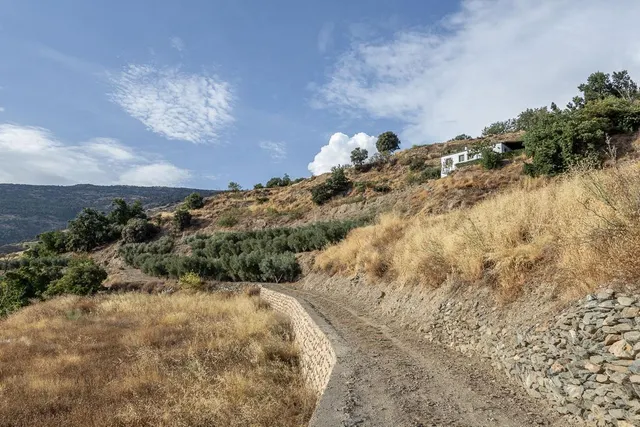 FANTASTICA CASA CON ENCANTO Y PARCELA EN CAÑAR, LA ALPUJARRA — 34