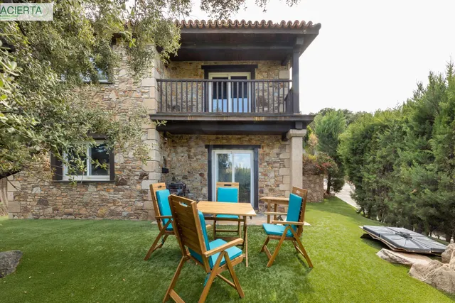 UNA CASA UNICA CON ENCANTO, ESPACIO Y VISTAS EN EL CORAZON D - foto 2