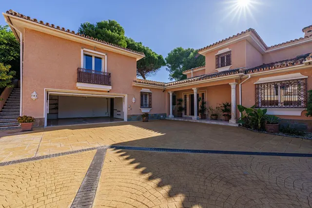 Chalet 9 habitaciones 735m² en venta - Costa Del Sol — 40