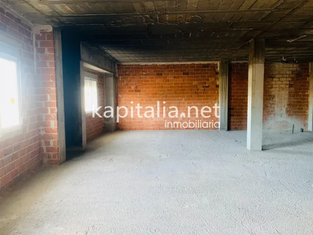 Local comercial en Albaida. — 5