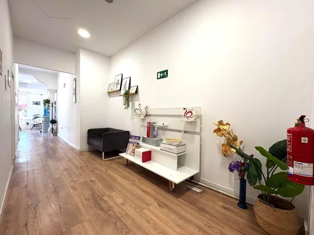 Traspaso de centro de estética en Quart de Poblet — 11