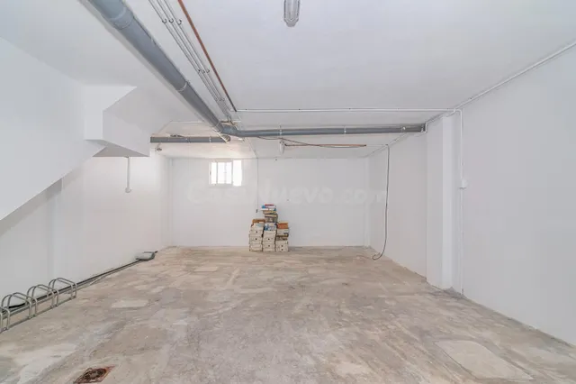 ESTUPENDA CASA ADOSADA DE 4 DORMITORIOS EN BELICENA - foto 4