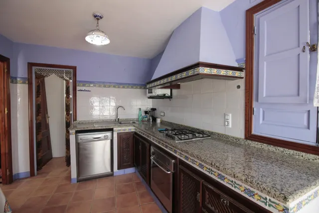 CASA EN ALQUILER EN CARMONA — 19