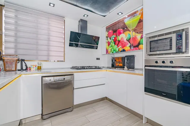 Espléndida Casa en Vega de Granada, ¡Listo para Entrar a Vivir por solo €199.990! — 13
