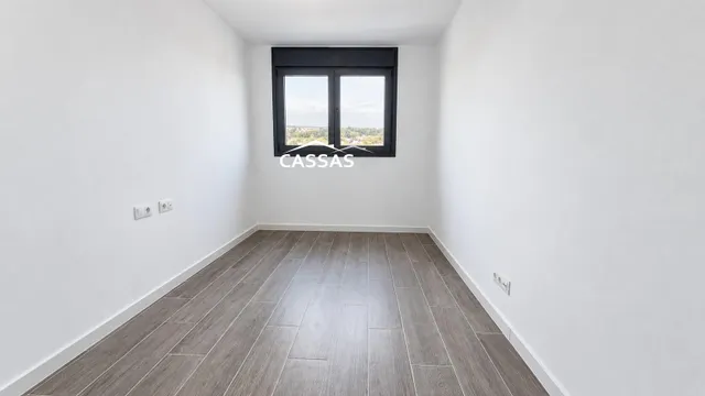 ALOVERA - Obra nueva. Ático con terraza de 10 m2, 3 habitaciones, 3 baños, 2 plazas de garaje, Trastero y piscina. — 38