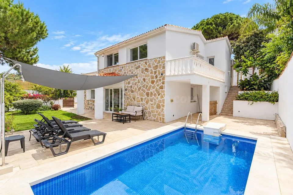 Villa 3 habitaciones 210m² en venta - El Rosario-Ricmar