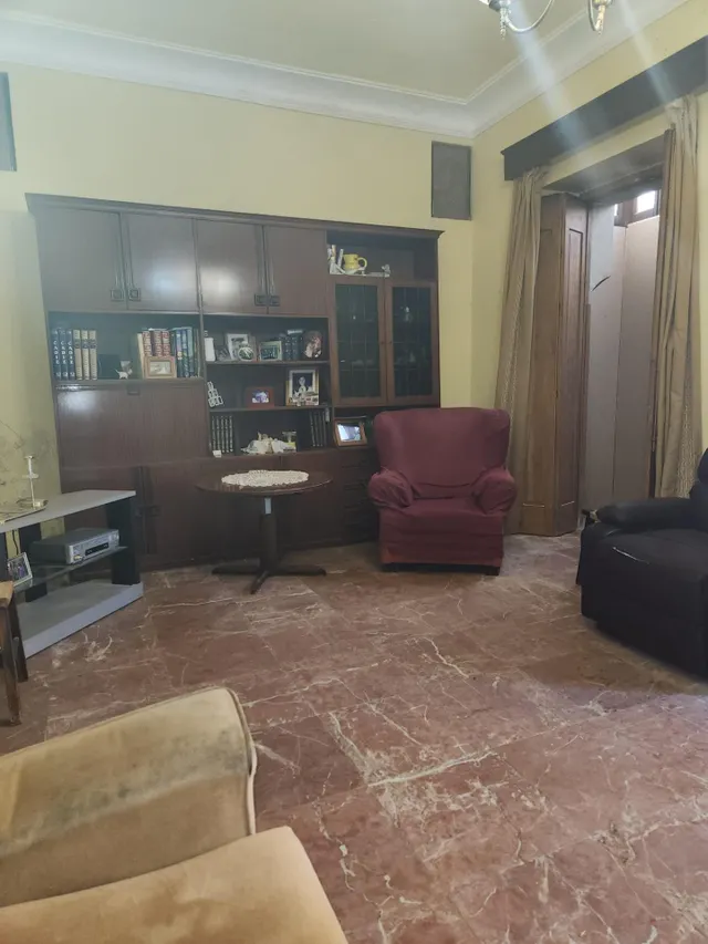 CASA SOLA EN UN LUGAR EMBLEMÁTICO — 13