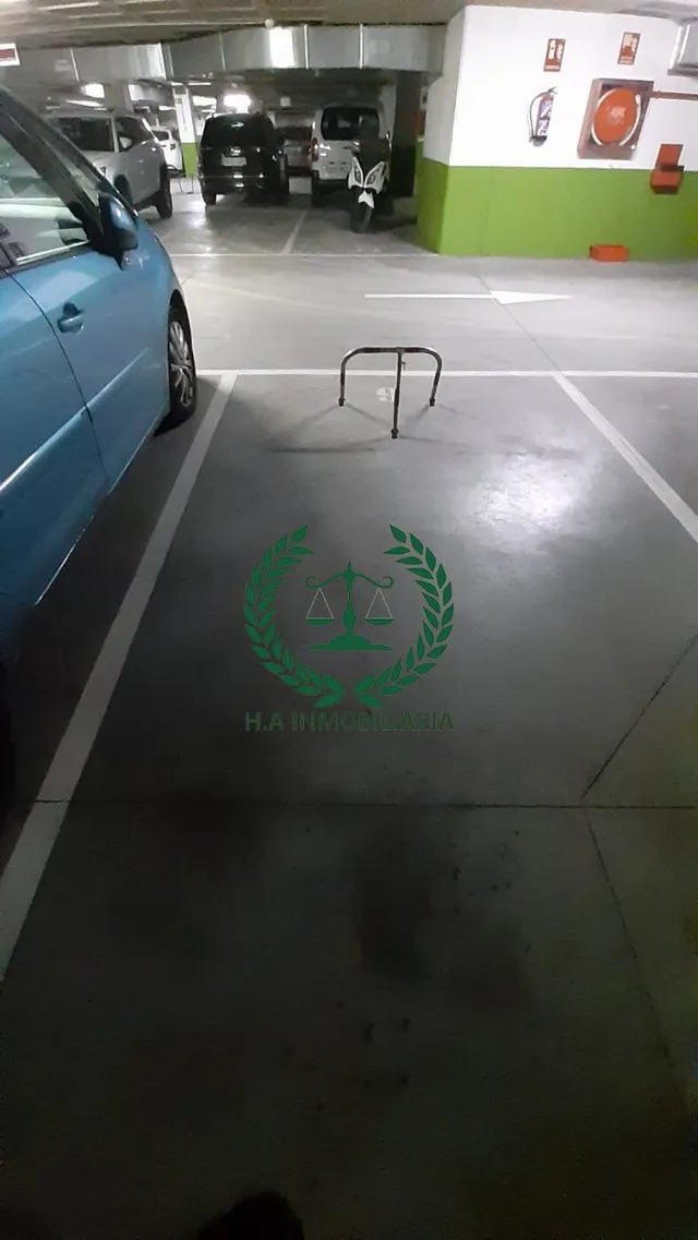 SE VENDE PLAZA DE GARAJE EN ZONA DE OFICINAS — 6