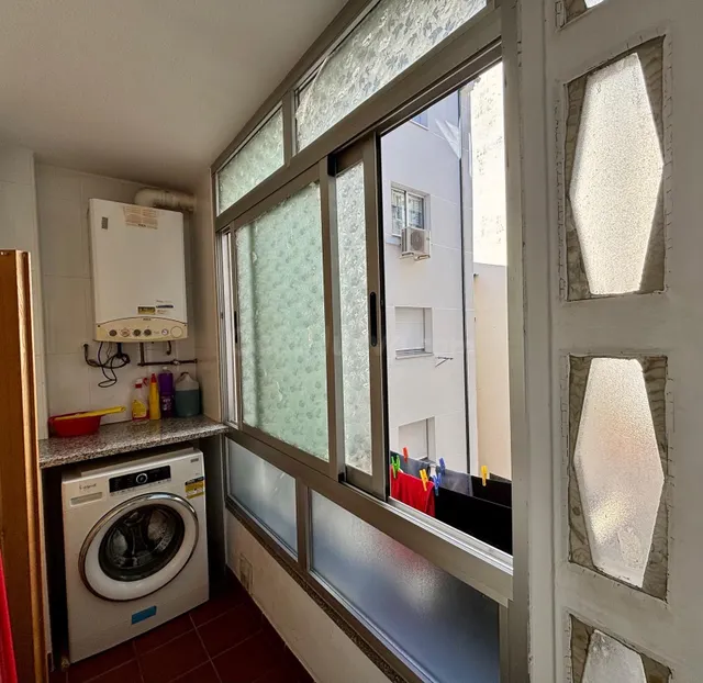 VENTA PISO AMPLIO ZONA CENTRO DE PONFERRADA - foto 5