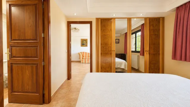 EXCLUSIVA VILLA CON VISTAS A LA BAHÍA DE PALMA EN MARRATXI — 50