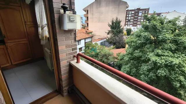 Se vende piso en Los Corrales de Buelna — 25