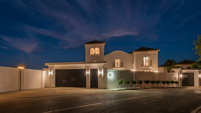 Villa de lujo de 5 dormitorios y 7 baños con impresionantes vistas al Mar. La Quinta, Benahavís — 30