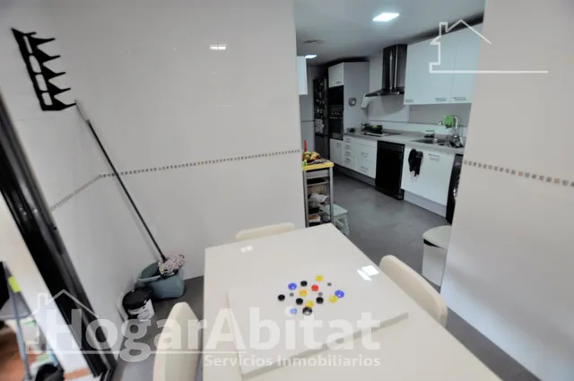 Magnífico piso con piscina, garaje y terraza en benimaclet. — 11