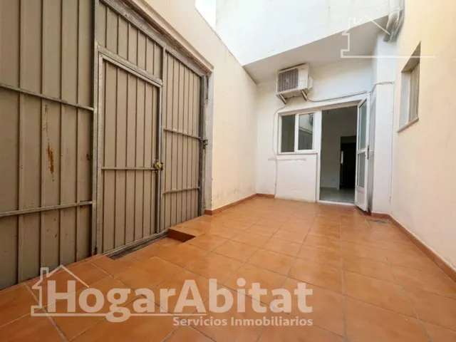 Amplia casa con terraza y garaje cerca de la playa de Sagunto — 30