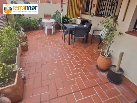 AMPLIO PISO EN PLENO CENTRO DE CORNELLÀ CON GRAN TERRAZA