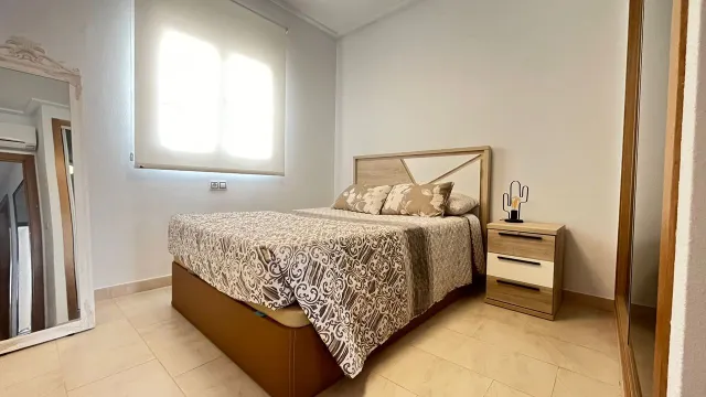 APARTAMENTO DE 3 DORMITORIOS, 2 BAÑOS EN LOS DOLSES (ORIHUELA COSTA) — 19