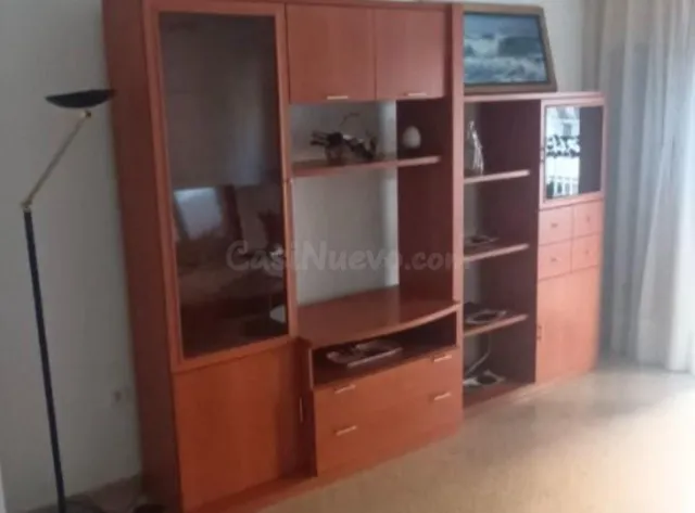 Acogedor Piso en Alquiler en Guardamar del Segura por €850 - foto 2