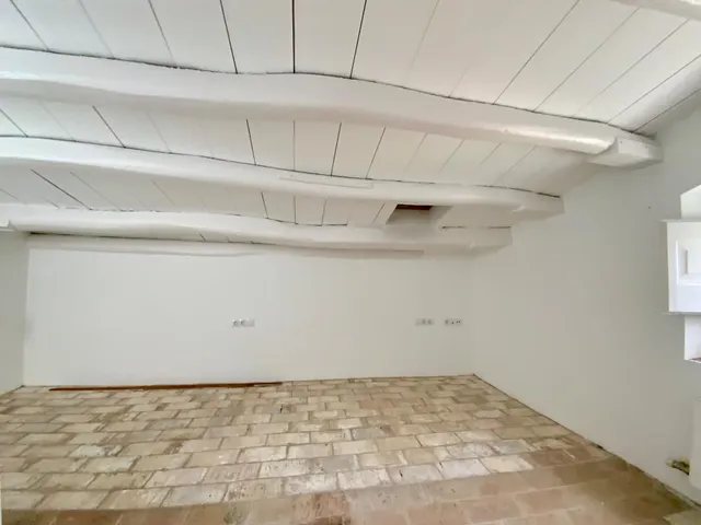 Casa de pueblo en el centro de Alella — 23