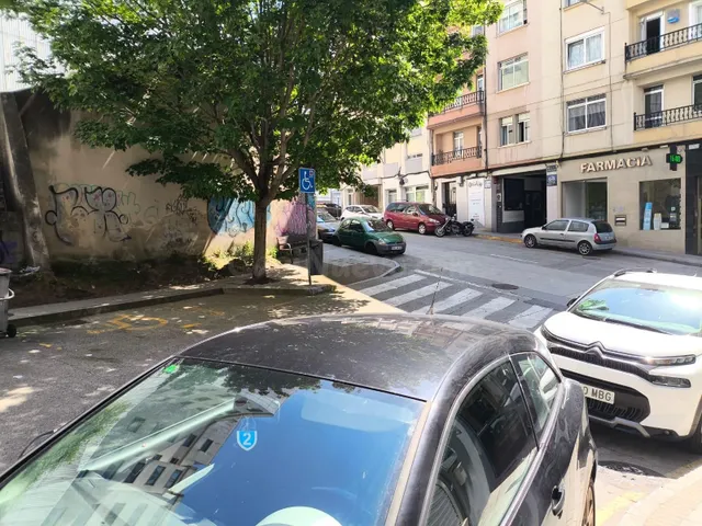 Solar en venta en A Coruña, con proyecto para 7 viviendas de - foto 2