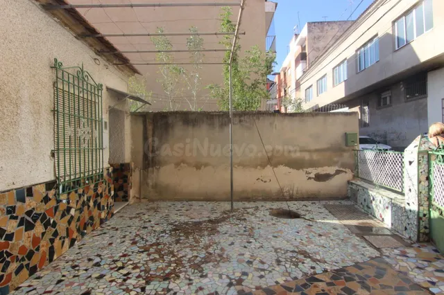 PLANTA BAJA , 350 METROS , PATIO AMPLIO , GRAN OPORTUNIDAD — 2