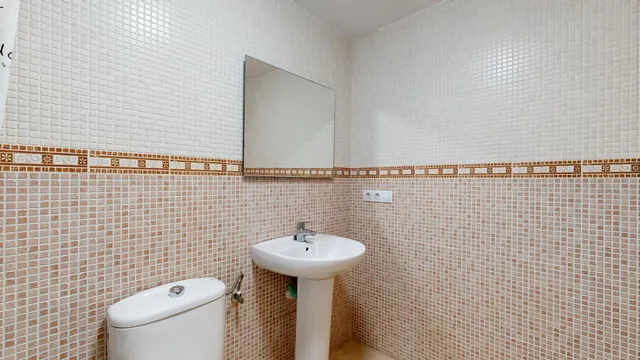 ESTUPENDO PISO CON INQUILINOS EN MONCOFA - SOLO INVERSORES — 29