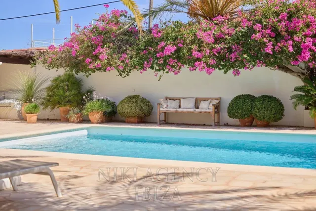 Casa-Chalet en Venta en Santa Eularia Des Riu Baleares - foto 5