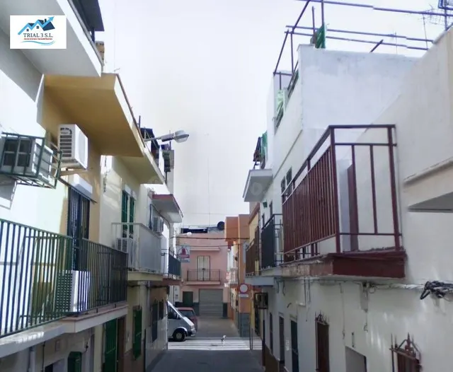 Venta de casa en Sevilla — 2