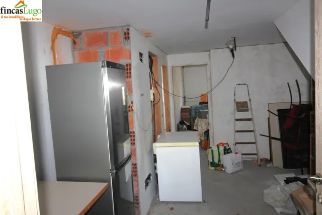 CASA REFORMADA AL LADO DE A PONTE ROMANA. — 20