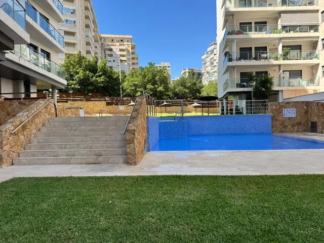 Piso de esquina en planta alta con terraza, garaje y trastero en La Cala de Villajoyosa — 20