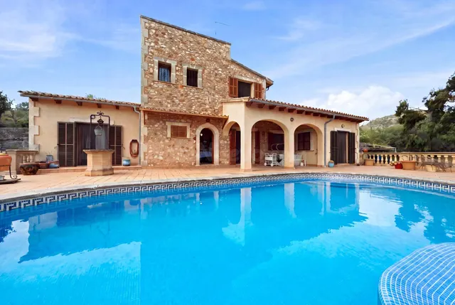 CHALET CON PISCINA - foto 2