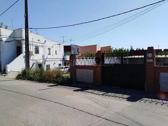 Terreno en venta en Sevilla Este (zona Aeropuerto Viejo) - foto 2