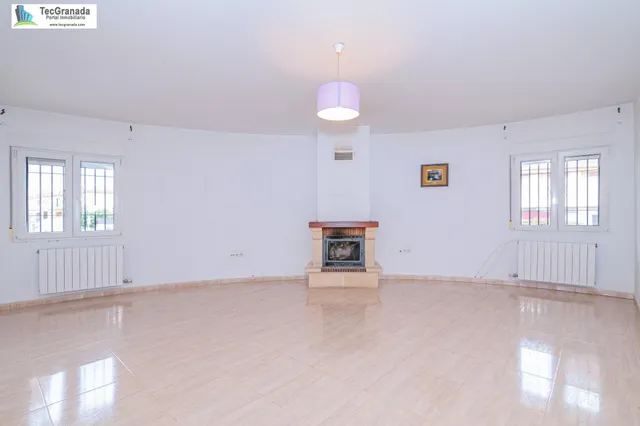Chalet en venta en la mejor zona de ATARFE — 6
