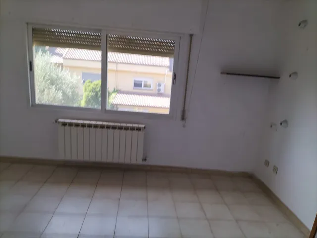 Se vende Chalet pareado en venta en Calle del Cercado Redondo, 8 — 30