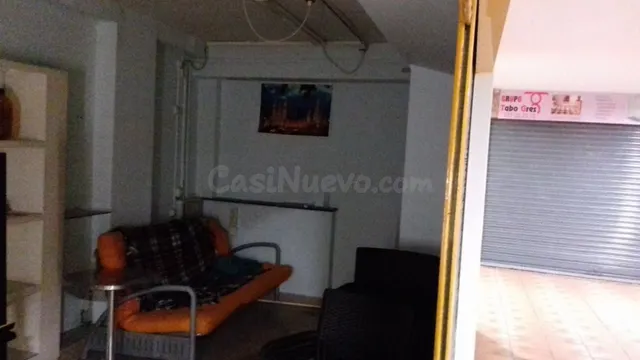 LOCAL DE 25 M2 EN EL ENSANCHE DE SANTIAGO - foto 2