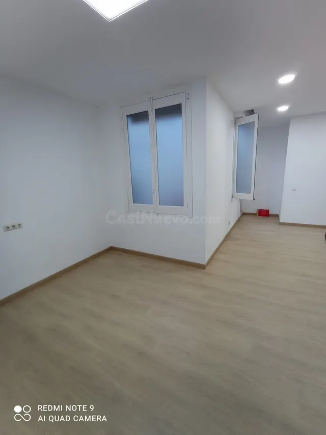 LOCAL COMERCIAL EN PLENO CENTRO - foto 3