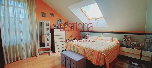 CHALET CON PISCINA PRIVADA. MERUELO. — 18
