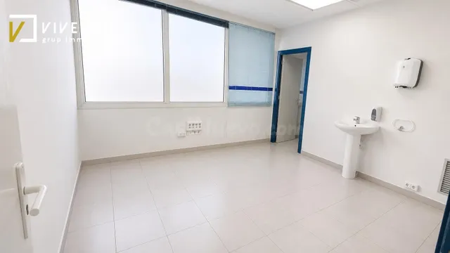 LOCAL COMERCIAL EN ALQUILER - AVENIDA MADRID - foto 5