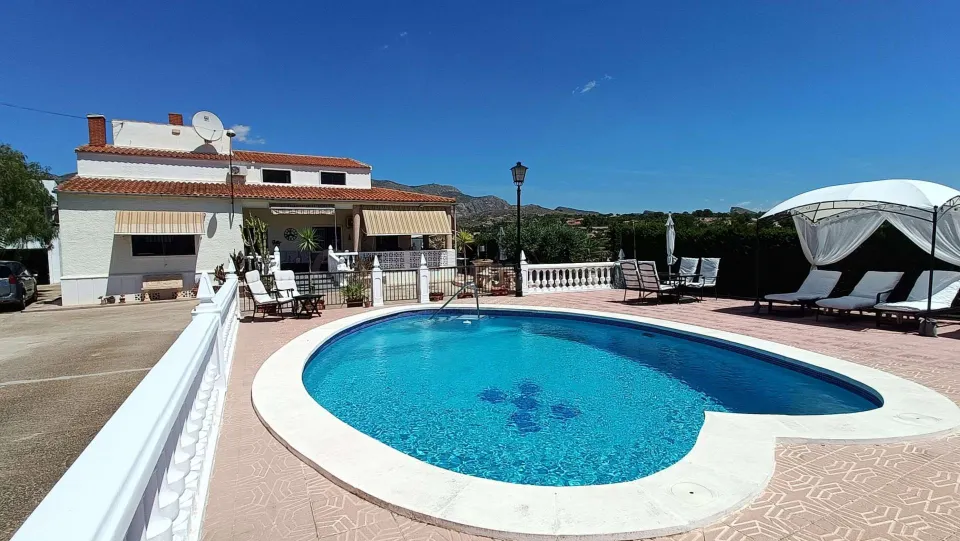 Villa 6 habitaciones 312m² en venta - Comunidad valenciana