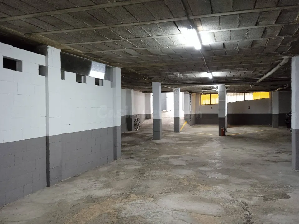 ALQUILER PLAZA DE GARAJE  Y TRASTEROS EN CALLE RECOLETOS  BARRIO SAN ANTON