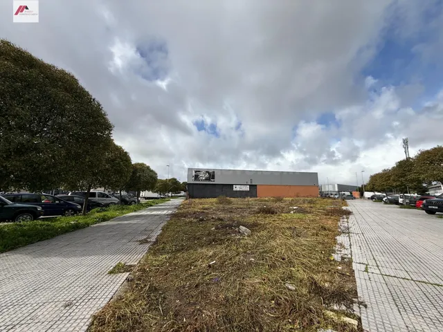 SUELO URBANO CON USO HOTELERO EN JEREZ – PROYECTO HOTEL PLAT - foto 5