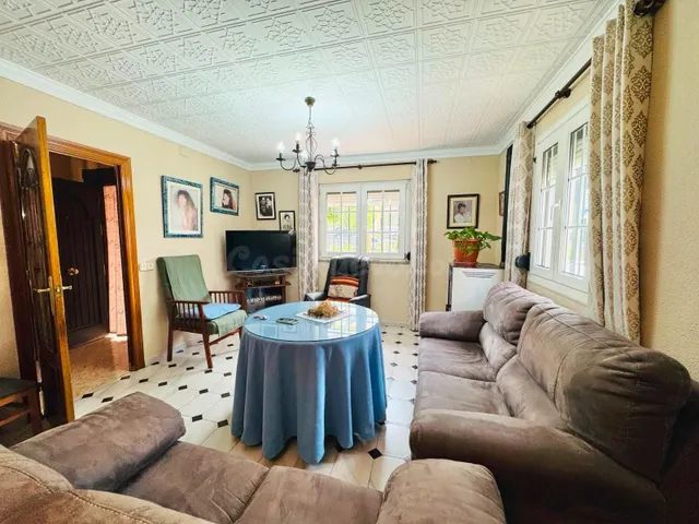 Magnífica casa en venta en Avenida Granada, Pulianas — 3