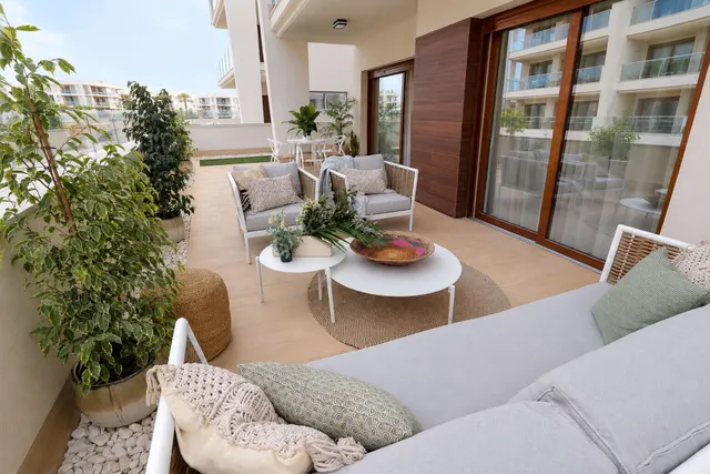 Obra nueva en los alcazares — 23