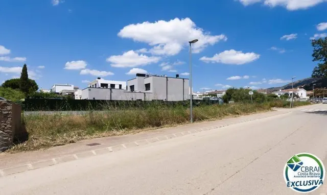 Parcela edificable en tranquila urbanización de Roses. ¡Buen - foto 3